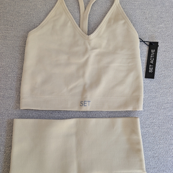 SET Active Green Ribbed Set - Picture 4 of 8